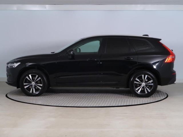Volvo XC60  B4 AWD Momentum