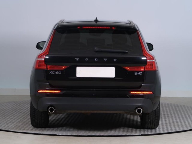 Volvo XC60  B4 AWD Momentum