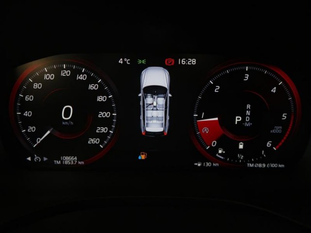Volvo XC60  B4 AWD Momentum