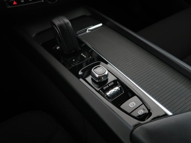 Volvo XC60  B4 AWD Momentum