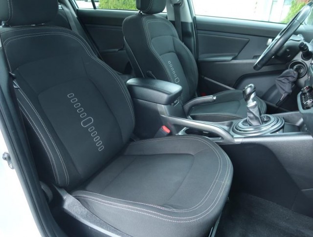 Kia Sportage  1.7 CRDi 