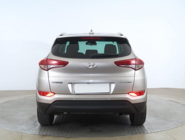 Hyundai Tucson  1.7 CRDi 