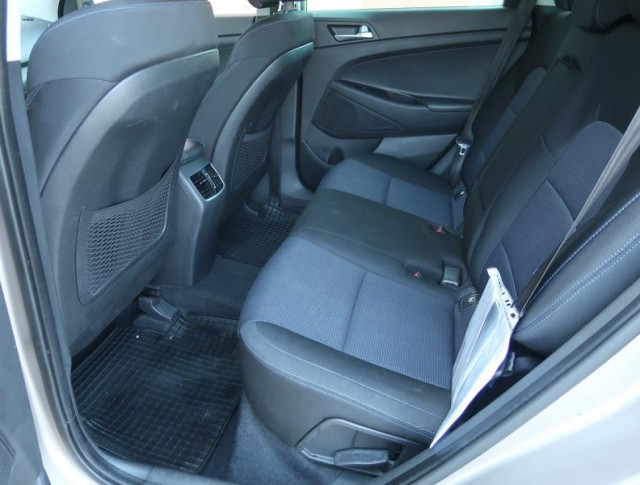 Hyundai Tucson  1.7 CRDi 