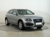 Audi Q5  2.0 TDI basis