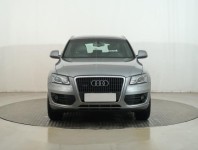 Audi Q5  2.0 TDI basis