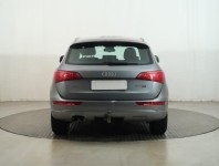 Audi Q5  2.0 TDI basis