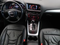 Audi Q5  2.0 TDI basis