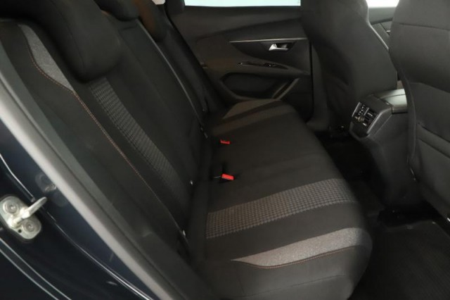 Peugeot 3008  1.5 BlueHDi GT Line