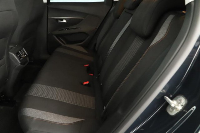 Peugeot 3008  1.5 BlueHDi GT Line