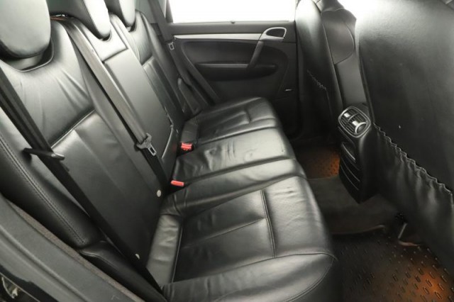 Porsche Cayenne  S 
