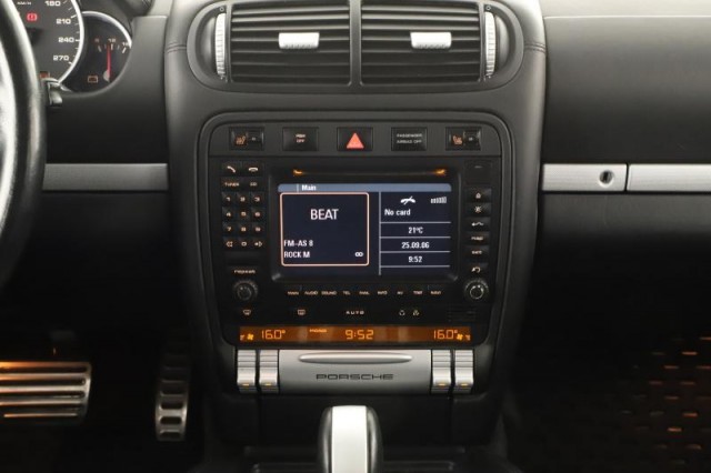 Porsche Cayenne  S 
