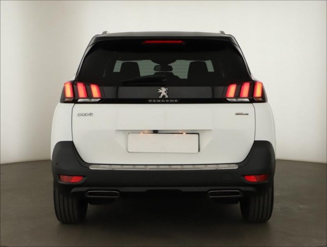 Peugeot 5008  2.0 BlueHDi 