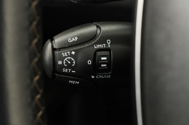 Peugeot 5008  2.0 BlueHDi 