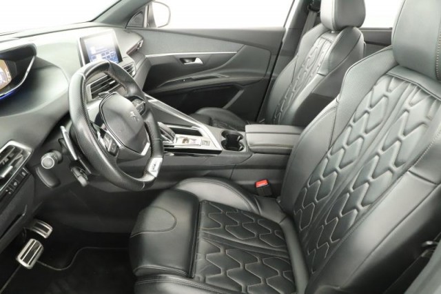 Peugeot 5008  2.0 BlueHDi 