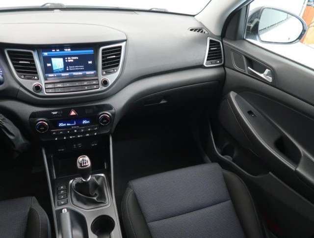 Hyundai Tucson  1.7 CRDi 