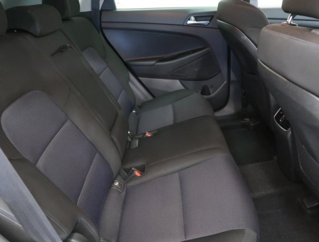 Hyundai Tucson  1.7 CRDi 