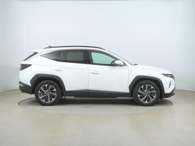 Hyundai Tucson  1.6 T-GDI 48V MHEV Style