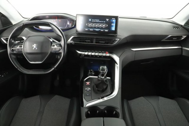 Peugeot 3008  1.5 BlueHDi 