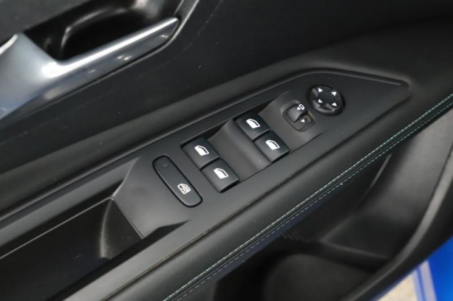 Peugeot 3008  1.5 BlueHDi 