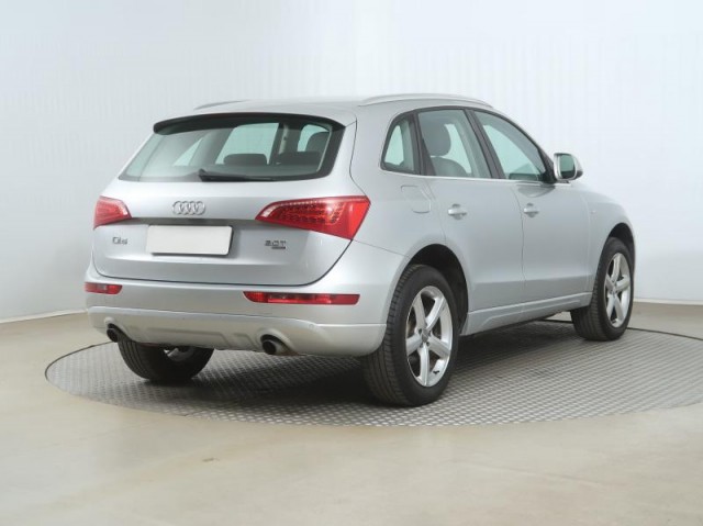 Audi Q5  2.0 TFSI 