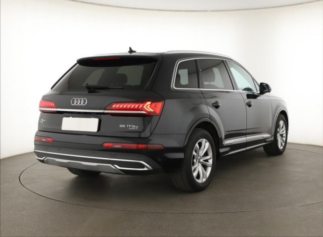 Audi Q7  55 TFSI e 