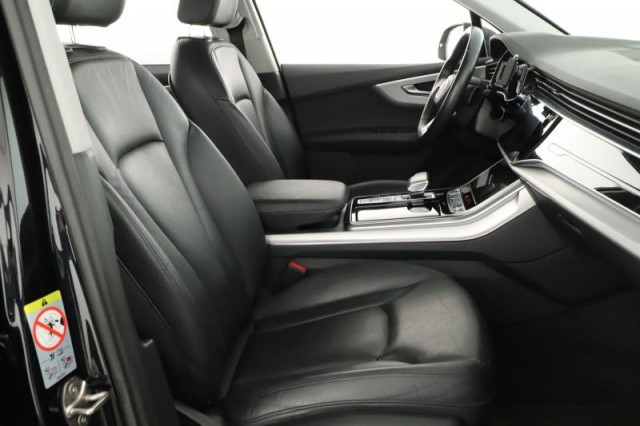 Audi Q7  55 TFSI e 