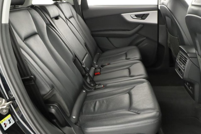 Audi Q7  55 TFSI e 