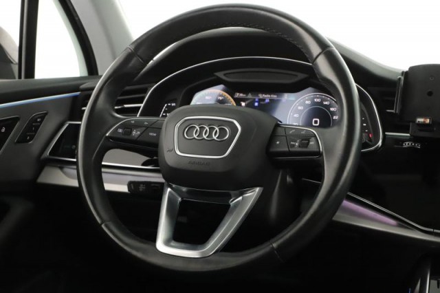 Audi Q7  55 TFSI e 