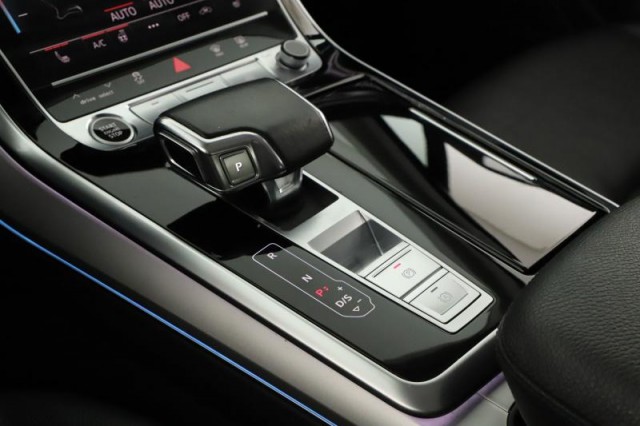 Audi Q7  55 TFSI e 