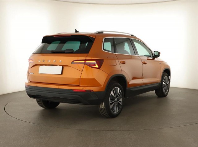 Škoda Karoq  1.5 TSI Drive