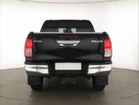 Toyota Hilux  2.4 D-4D Country