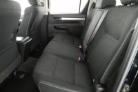 Toyota Hilux  2.4 D-4D Country