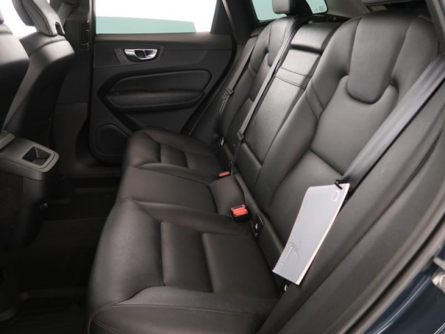 Volvo XC60  B5 AWD Summum