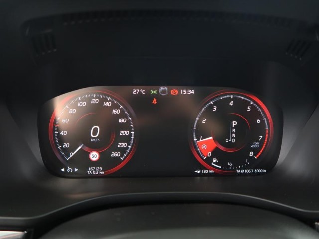 Volvo XC60  B5 AWD Summum