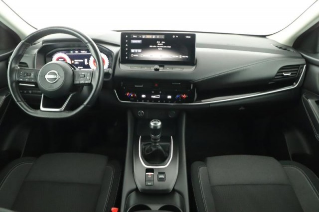 Nissan Qashqai  1.3 DIG-T MHEV N-Connecta