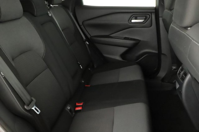 Nissan Qashqai  1.3 DIG-T MHEV N-Connecta