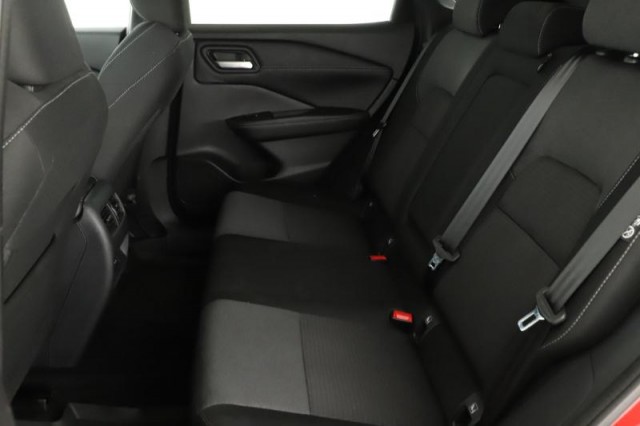 Nissan Qashqai  1.3 DIG-T MHEV N-Connecta