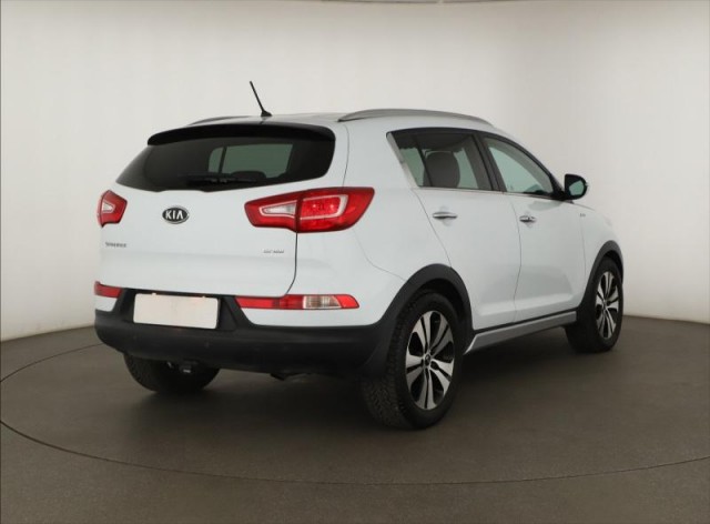 Kia Sportage  2.0 CRDi 