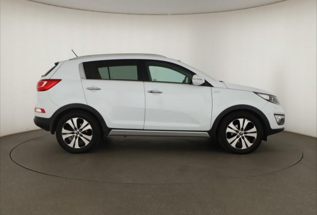 Kia Sportage  2.0 CRDi 