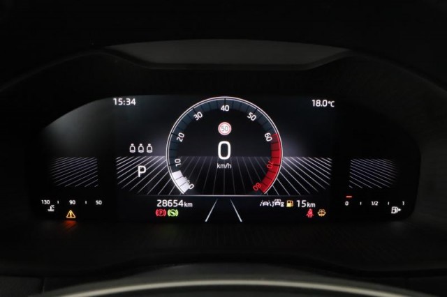 Škoda Karoq  1.5 TSI Drive