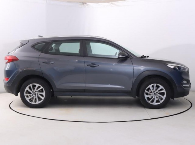 Hyundai Tucson  1.6 GDI 