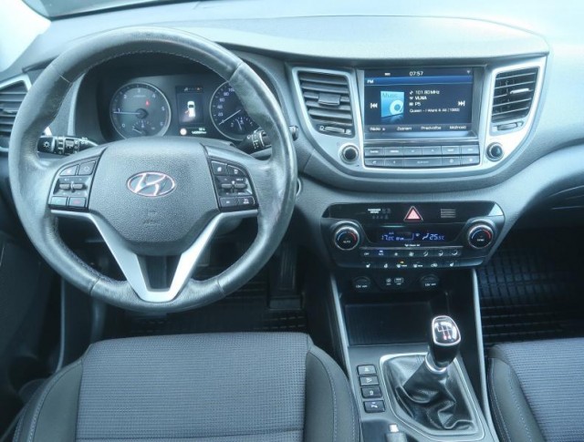Hyundai Tucson  1.7 CRDi 