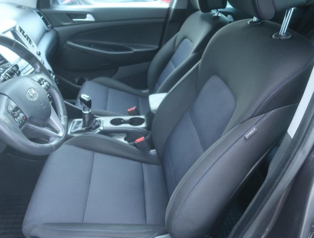 Hyundai Tucson  1.7 CRDi 