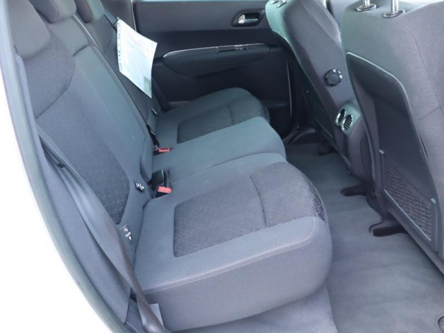 Peugeot 3008  1.6 VTi 