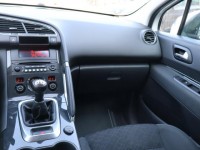Peugeot 3008  1.6 VTi 
