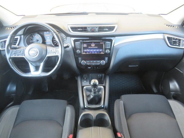 Nissan Qashqai  1.3 DIG-T 