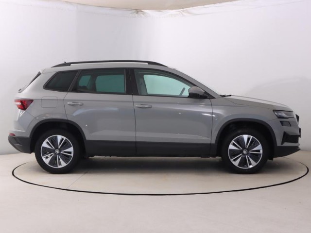 Škoda Karoq  1.0 TSI Ambition