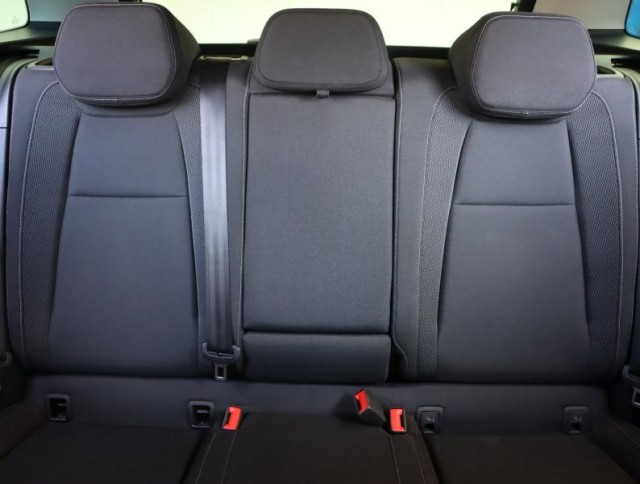 Škoda Karoq  1.0 TSI Ambition