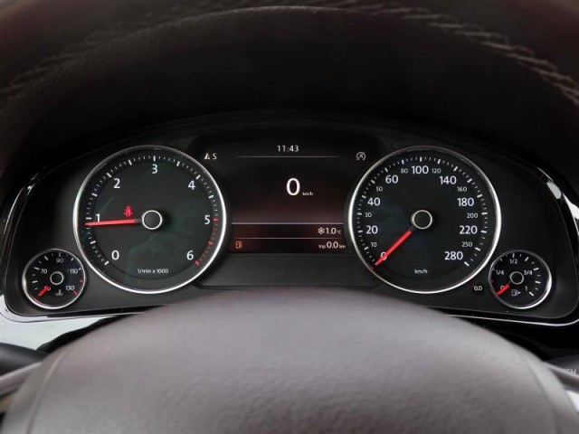 Volkswagen Touareg  3.0 TDI 