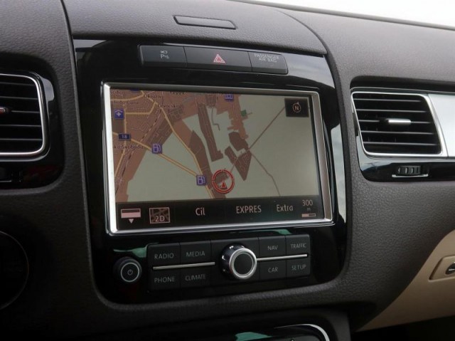 Volkswagen Touareg  3.0 TDI 
